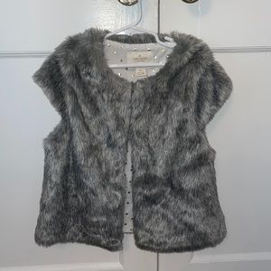 Cute Kate Spade vest wrap perfect for the holidays.
